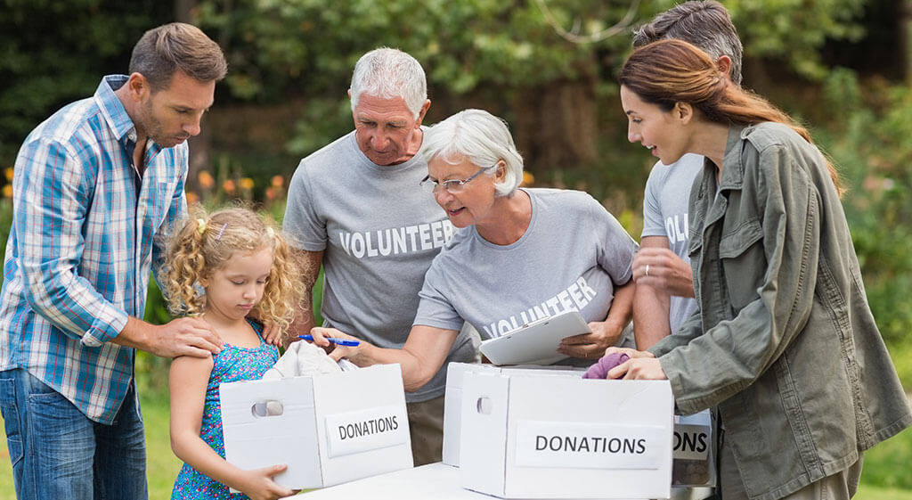4 Decluttering Tips for Seniors