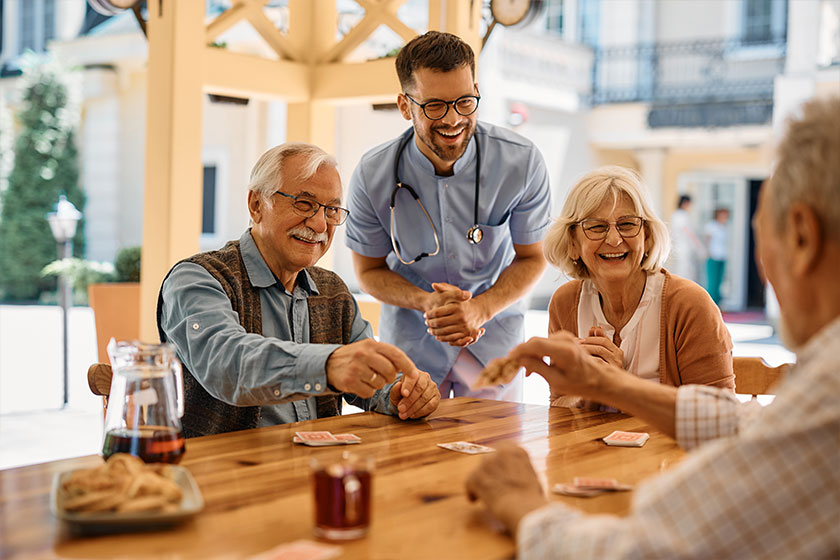 5 Ways Our Staff In North Carolina Retirement Homes Forges Strong Relationships With Seniors' Families