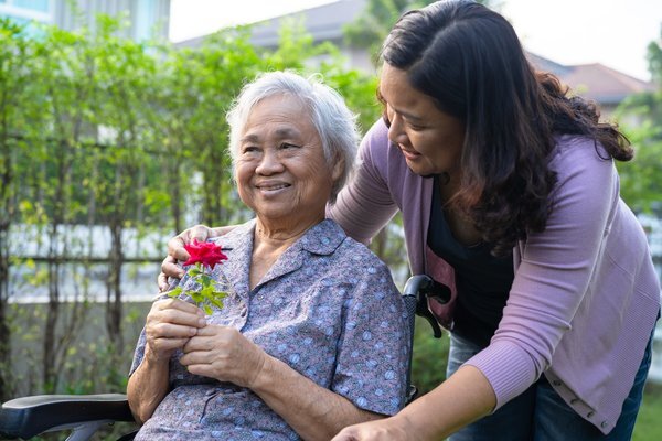 When Dad Falls: Creating an Emergency Response Plan for Aging Parents